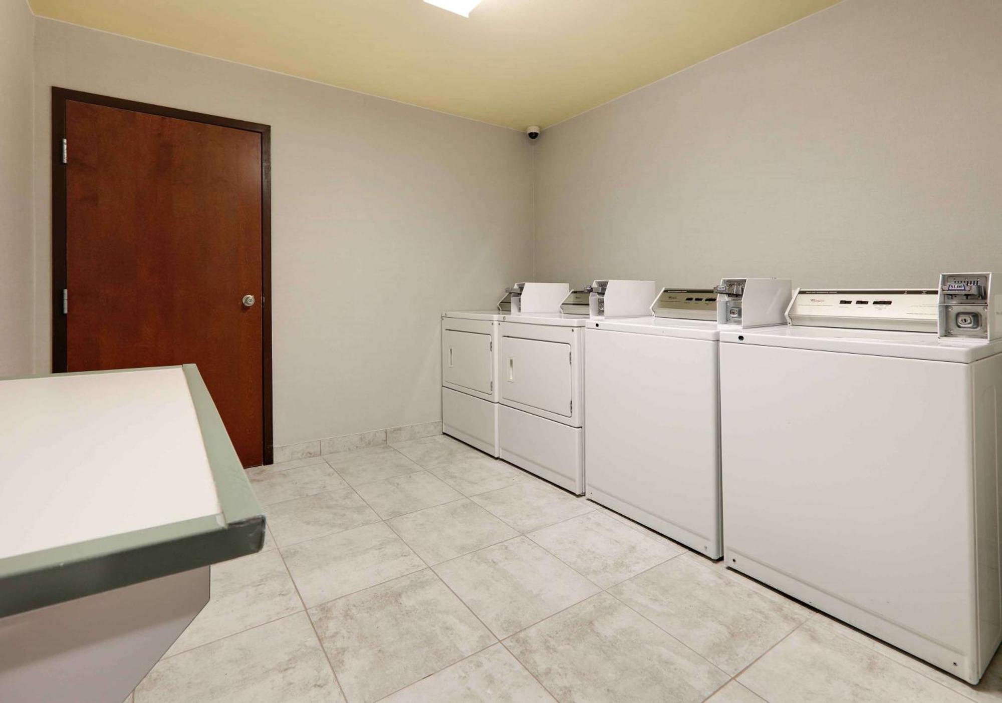 Hampton Inn & Suites Dallas-Arlington-South Eksteriør billede