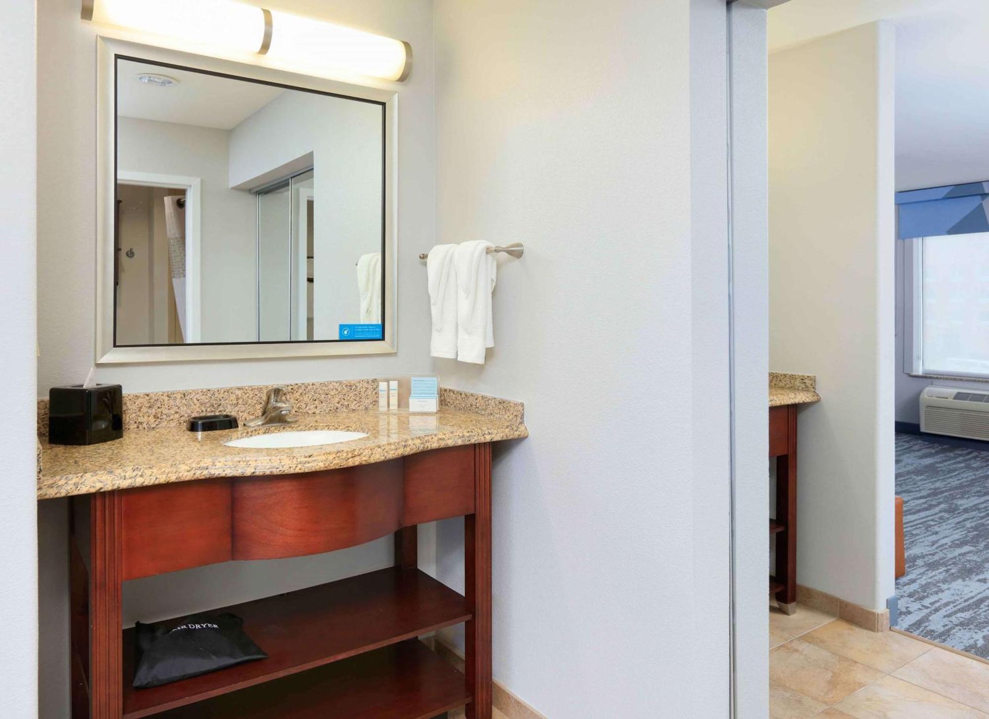 Hampton Inn & Suites Dallas-Arlington-South Eksteriør billede
